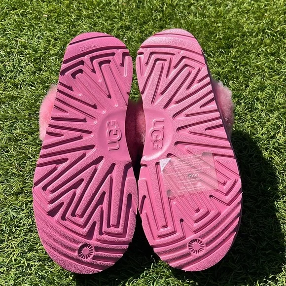 NWT UGG Scuff Cozy Slipper - Picture 7 of 9